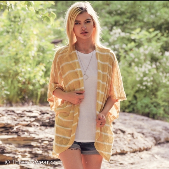 Boutique Tops - NWT Slub Knit Cardigan